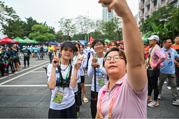 2025年广州国际龙舟邀请赛现场。