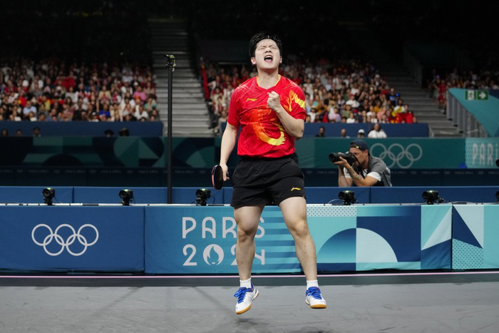 奥运会上的樊振东。