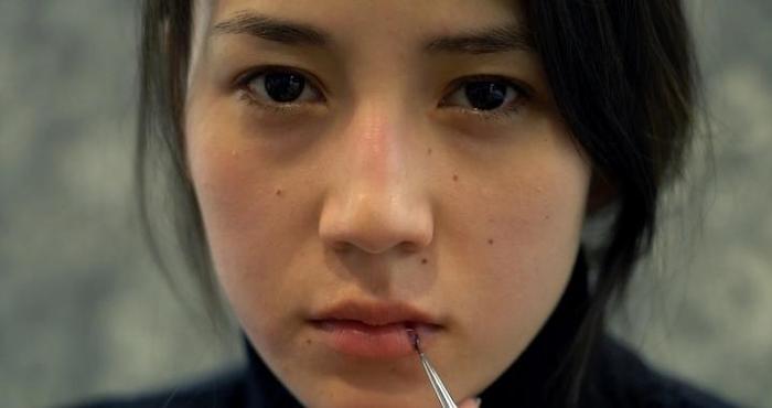 “伺候全家15年，却被骂丢人”：醒醒！婚姻里这3种“好”最廉价