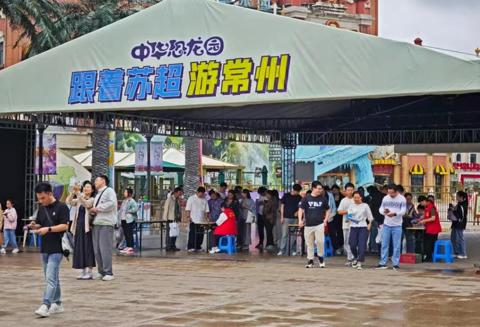 图片来源：新华社