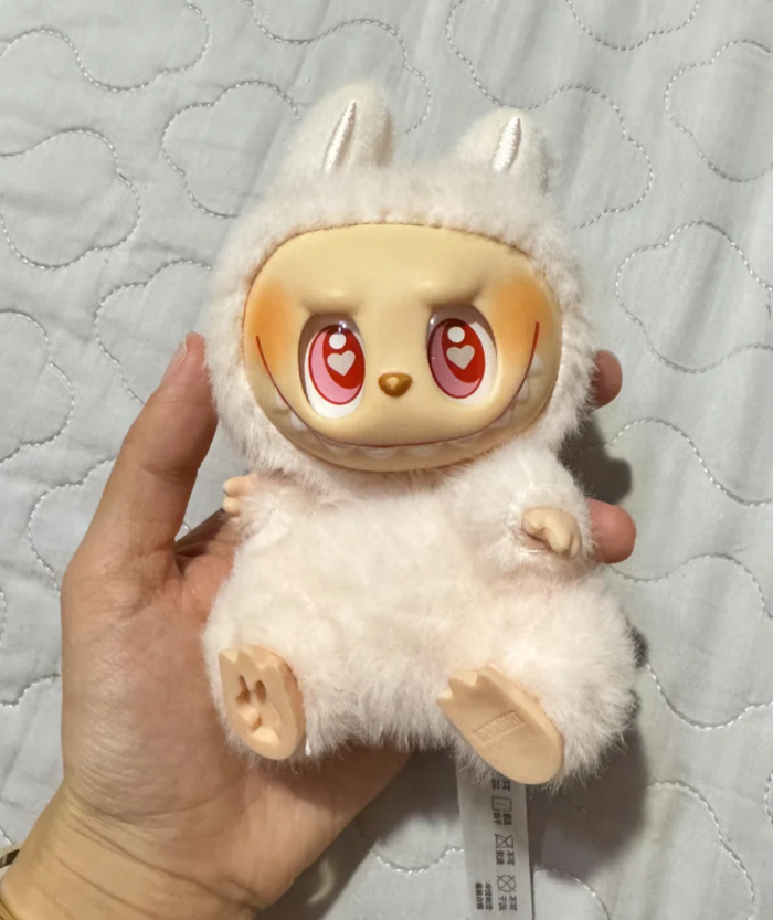 图 | 网友晒出的盗版拉布布