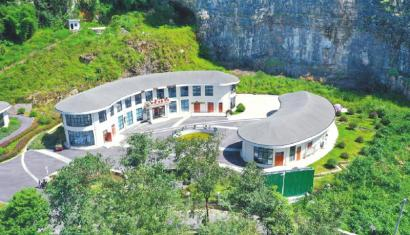 底洞镇蚕桑现代农业园区。