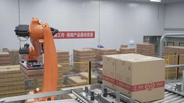 三胖蛋（内蒙古）食品科技集团有限公司生产车间。（资料图）