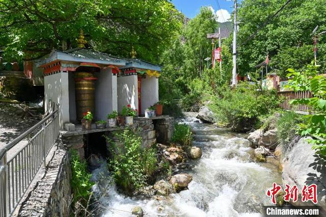 图为玉杰村村貌。中新社记者 杨程晨 摄 