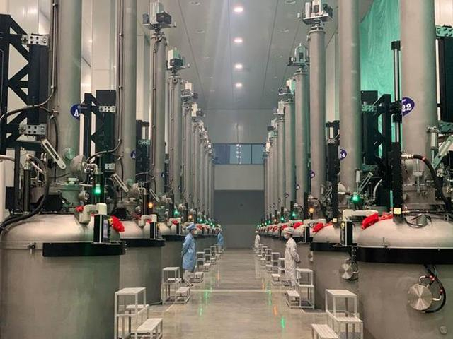 图为昔板工业园区生产车间