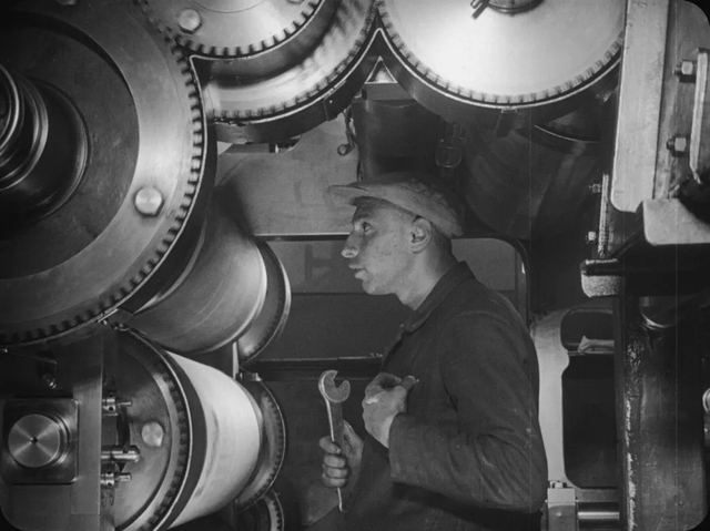 《持摄影机的人》剧照