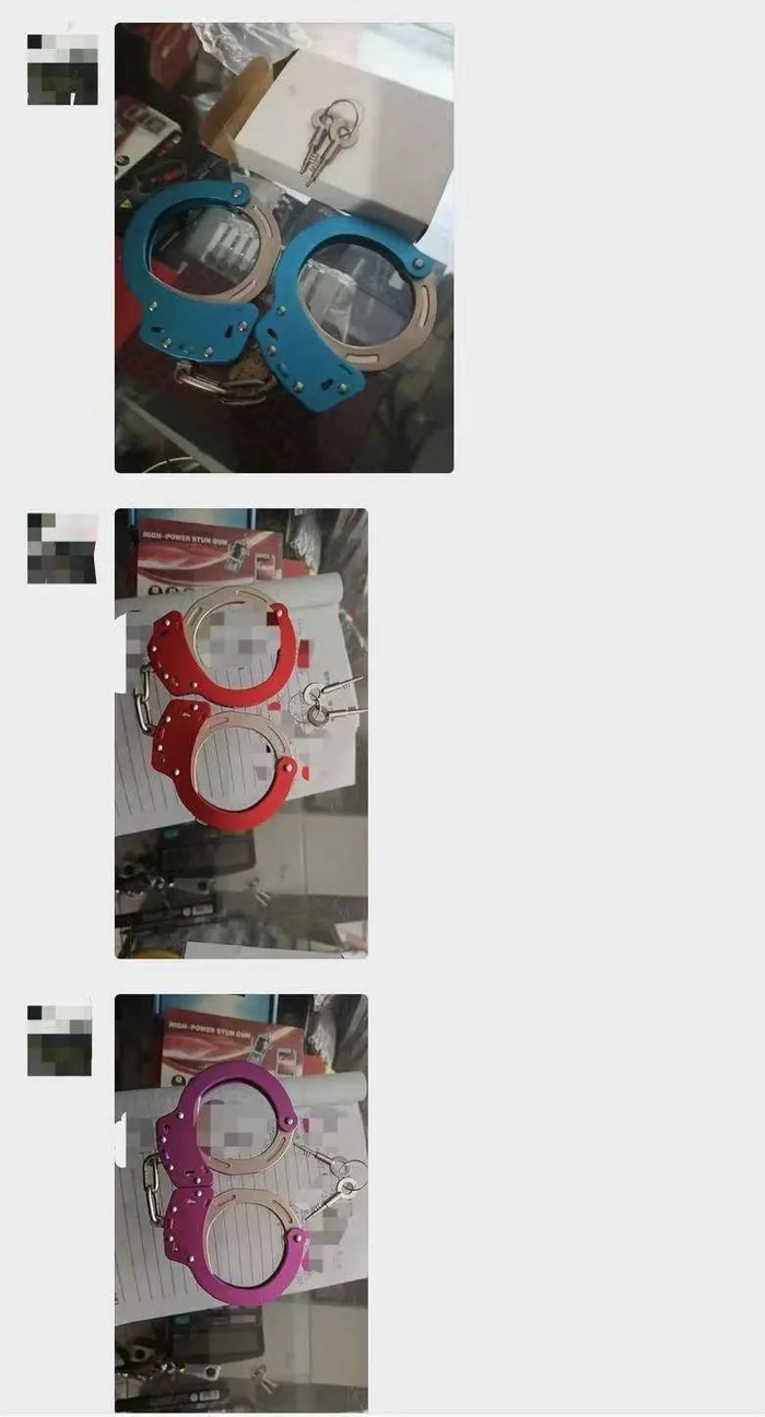 △商家展示的警用器械