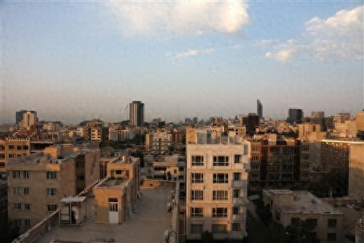 德黑兰城市一角（图片来源：新华社）