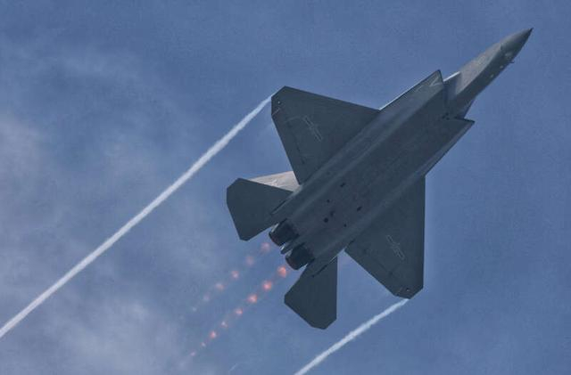 2024年11月，歼-35A战机在第十五届中国航展首次公开亮相。中国航空工业集团供图