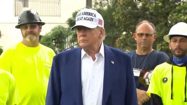 特朗普在白宫就伊以冲突答记者问