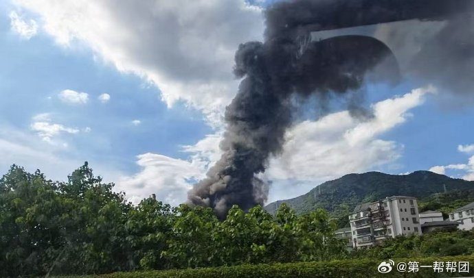 福州闽侯一厂房起火无伤亡,消防紧急处置扑灭明火__财经头条__新浪财经