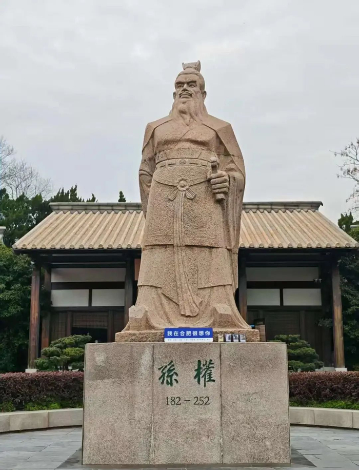网友：这股风比九泉之下更为寒冷。（图/社交平台截图）