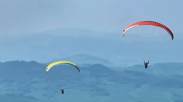 航空运动资料片图片来源于吉林体育学院