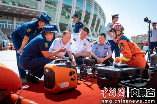 图为活动现场。