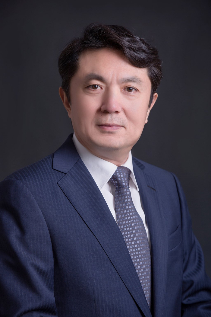 天津医科大学党委书记颜华