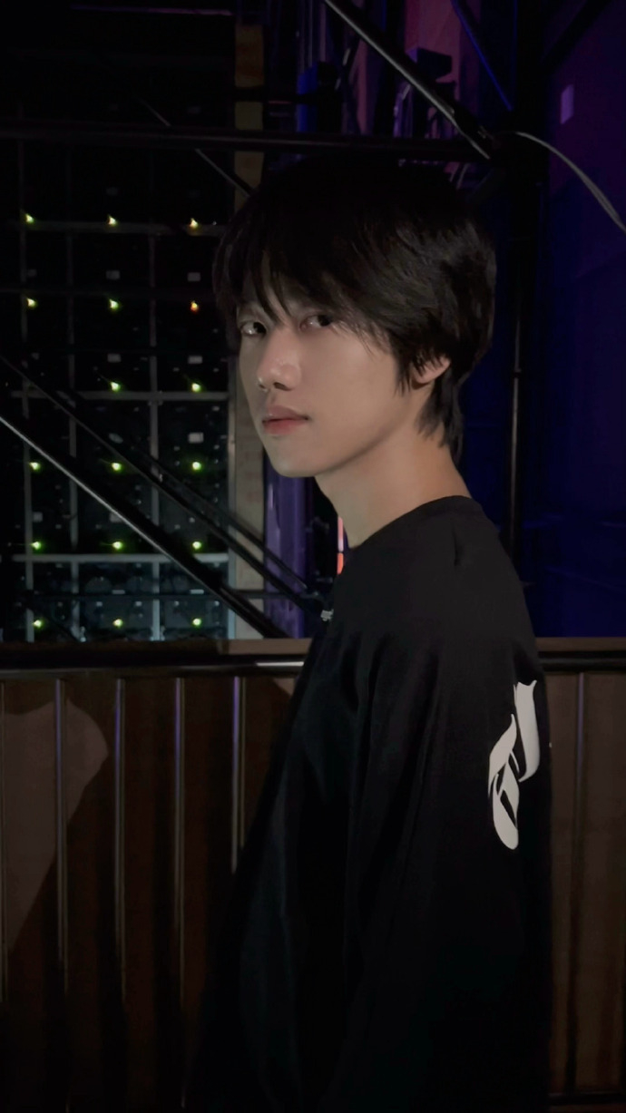 清融表态回个头引发关注