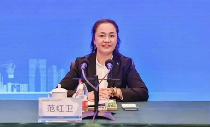 陈建华、范红卫 图源：恒力集团