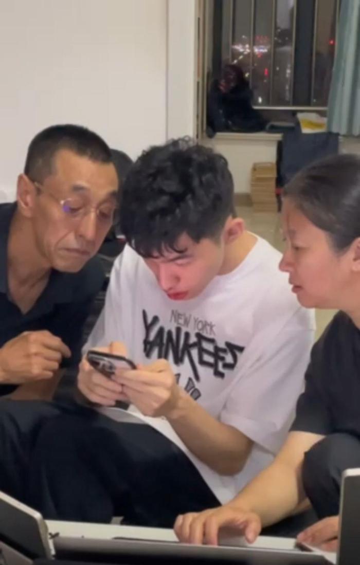 脑瘫男孩高考601分，称和预期有差距，希望大家能够尊重身边的特殊群体