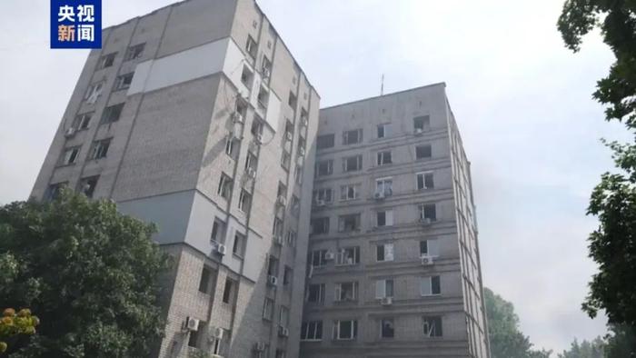 △乌克兰第聂伯罗彼得罗夫斯克州遭袭,一处居民楼受损