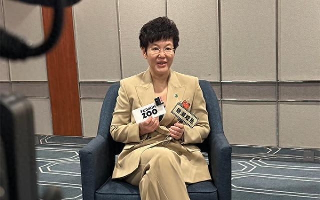 25日下午，新潮观鱼对话高璇 新潮观鱼摄 