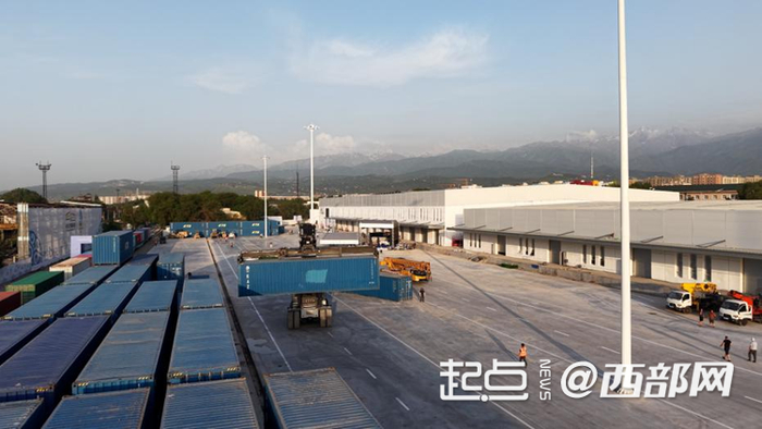 位于哈萨克斯坦阿拉木图的西安·哈萨克斯坦码头