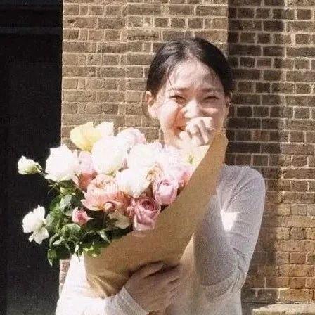 “真正的优雅， 是让灵魂跟上脚步的从容”