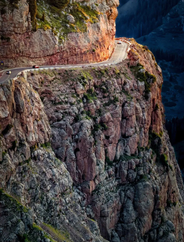 S237伊昭公路。自治区交通运输厅供图