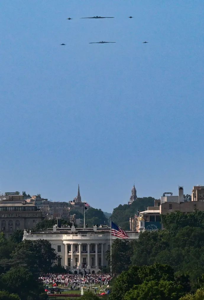 到笔者完稿时他们已经飞了