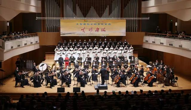 乌海交响音乐史诗《黄河向海》在北京音乐厅奏响。（资料图）
