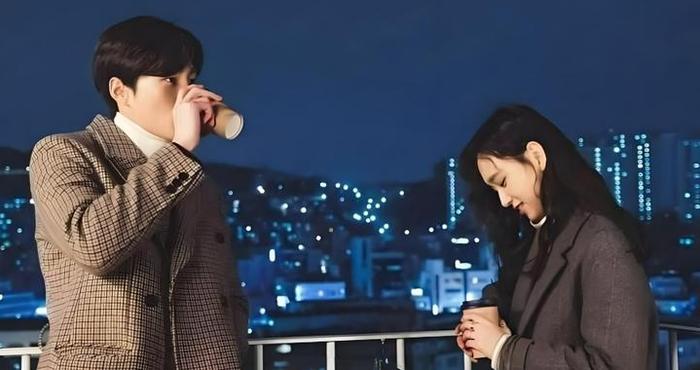 现在最可怕的事，不是年轻人不结婚生子，而是70后父母也开始认同