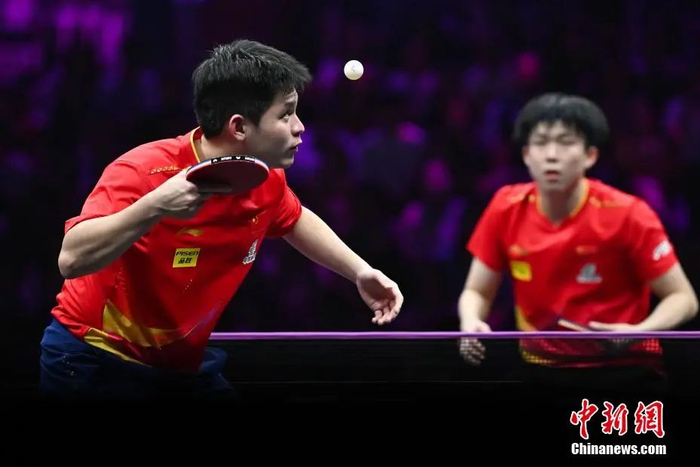 王楚钦4:1战胜林诗栋，夺得