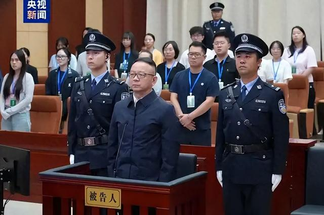 ▲庭审现场 图源：央视新闻客户端