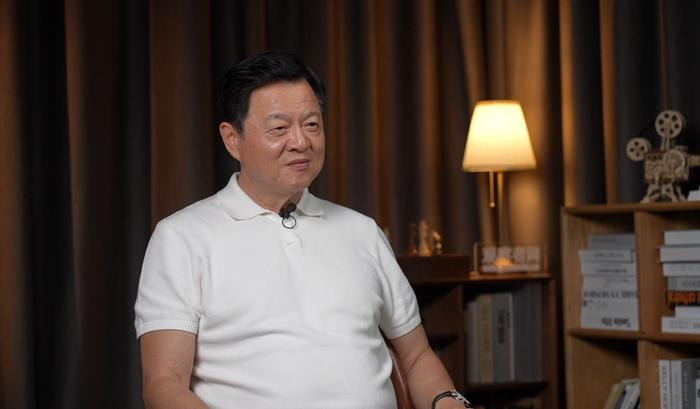 周锡玮：“台湾的政客们，别再犯傻了”