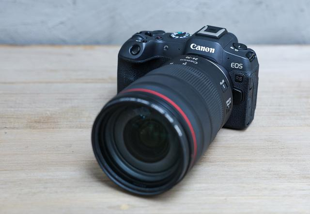 佳能EOS R8