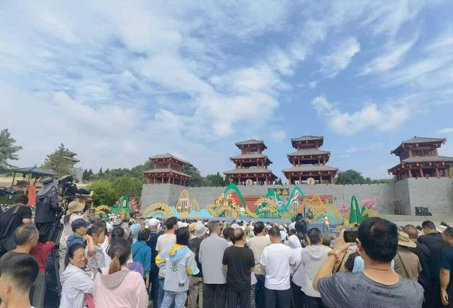 《丰收集结号》录制现场。出品方供图