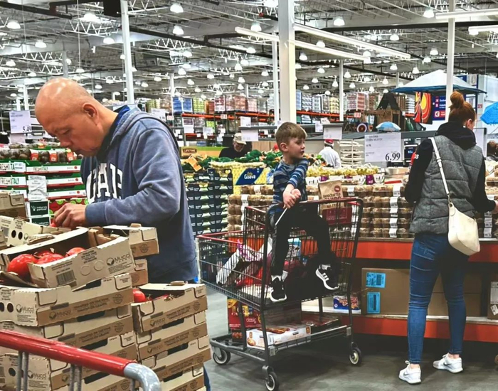 美联储近期观察到通胀出现了一些积极趋势。摄/金焱