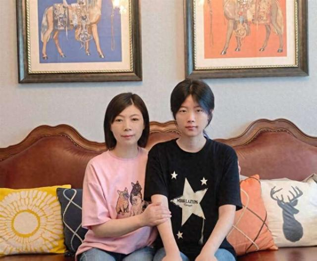 贺显贻的选择也得到了妈妈的支持。供图：武昌职业学院宣传部