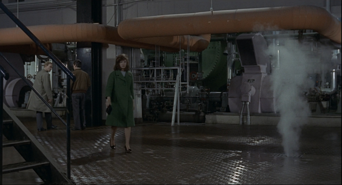 《红色沙漠》里的喷气场景