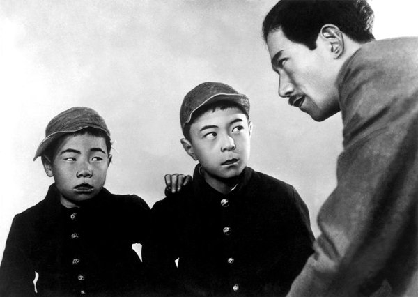 电影《我出生了，但......》剧照