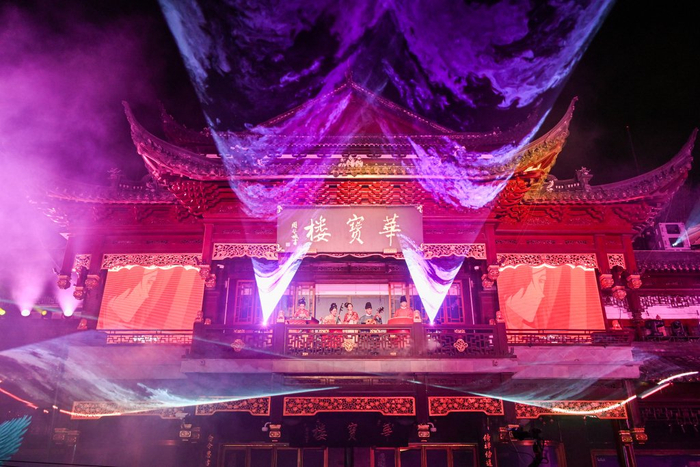 2025年7月15日，上海豫园，“星河夜宴”音乐会揭开“豫园夏日奇幻夜-国创豫宙漫游季”的序幕。澎湃新闻记者 朱伟辉 图