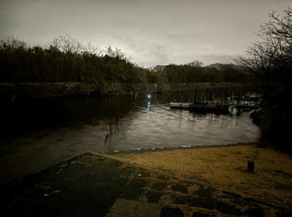 ▲被害人遗体被发现的湖畔