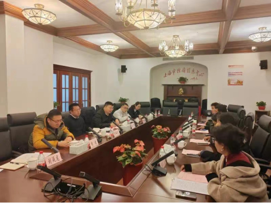 上海市援藏干部联络组召开日喀则籍在沪就业青年座谈交流会。日喀则市上海援藏联络服务中心供图