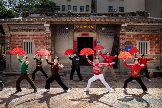 鳌冠村常态化组织多种老年活动。 鳌冠村 供图
