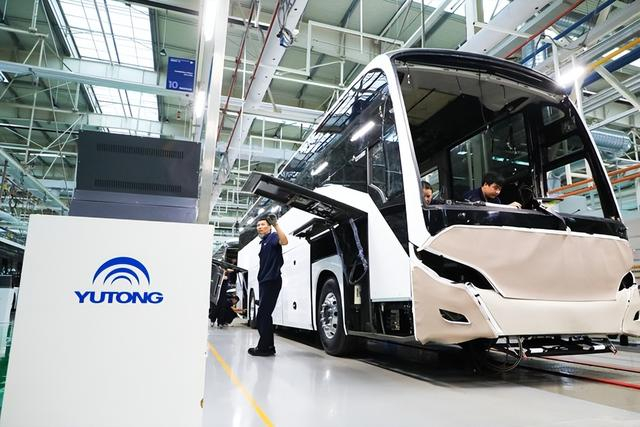 宇通车辆生产车间