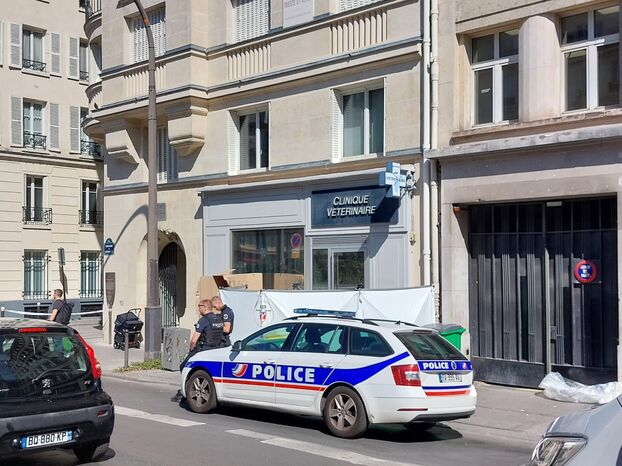 ▲警察在事发现场