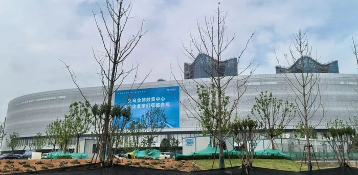 义乌全球数贸中心外观 杨烨 摄