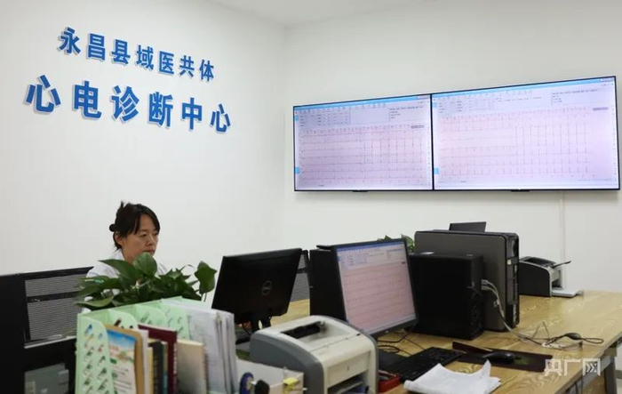   永昌县域医共体心电诊断中心（央广网记者 李红军 摄）