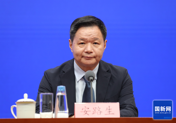 国家铁路局副局长安路生。徐想 摄