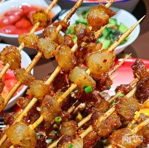 岳阳烧烤（央广网发 图源：岳阳发布）