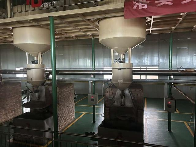 7月22日，青海省海北藏族自治州门源县，青海香满金门源粮油食品有限公司加工车间。中青报·中青网记者 贾骥业/摄